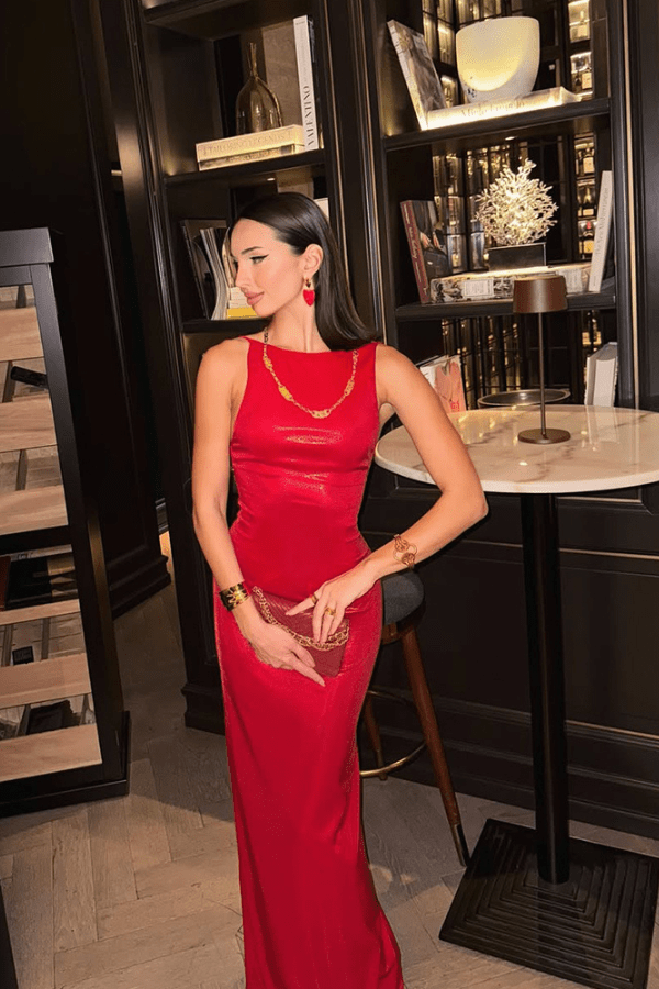 Robe Longue Rouge Dos Nu