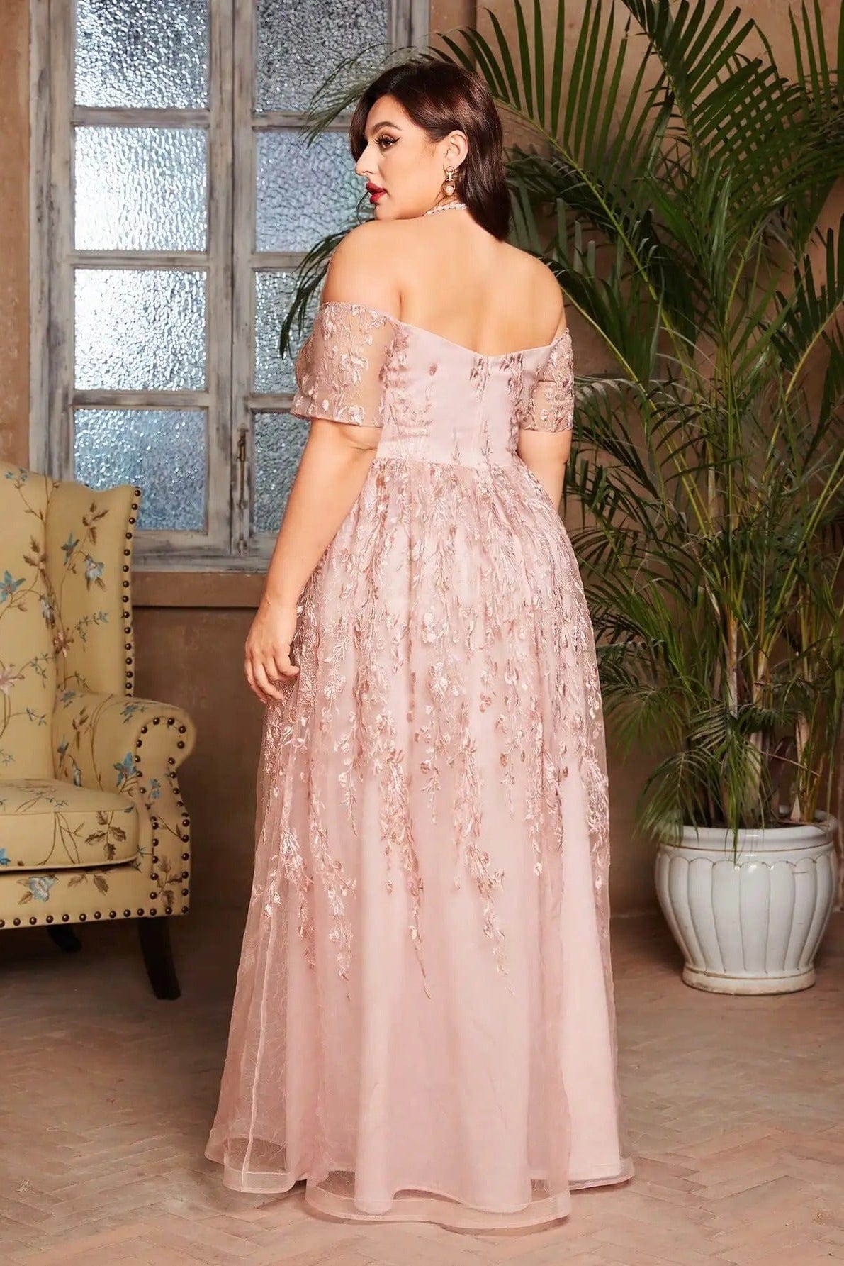 Robe Rose Pale Grande Taille